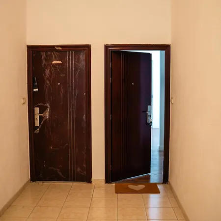 Apartman Modern And Luxury Nest